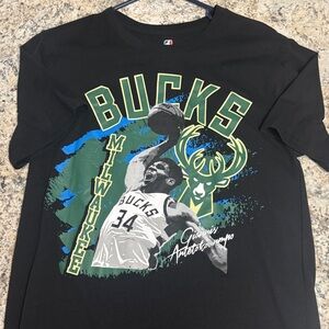 NBA Milwaukee Bucks Giannis Graphic Tee - Black, Green, Blue